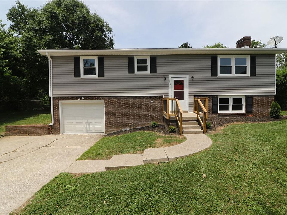 1st image of 104 Lee Dr