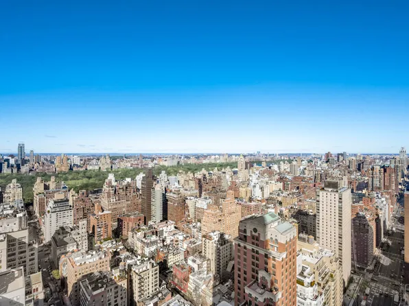 200 East 69th Street 44A image 3 of 14
