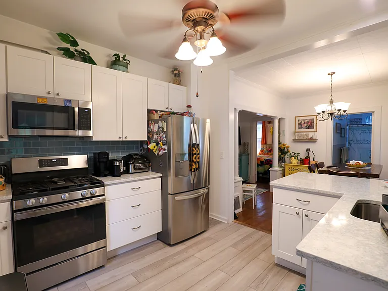 98 Hurley Ave — Photo 18