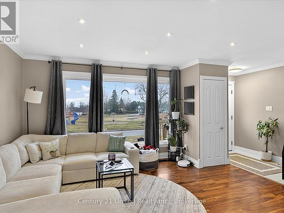 5th image of 578 Hillside St #5
