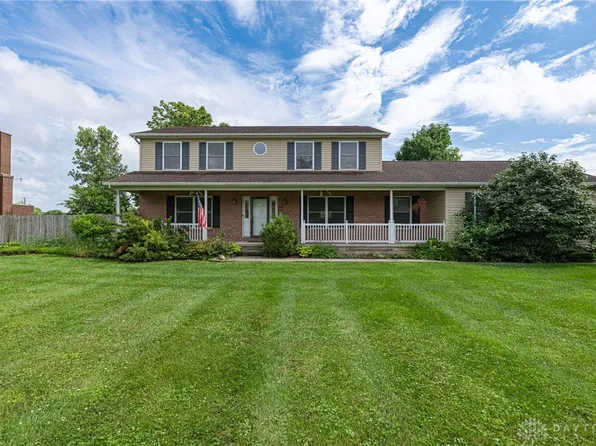55 W Main St, Phillipsburg, OH 45354