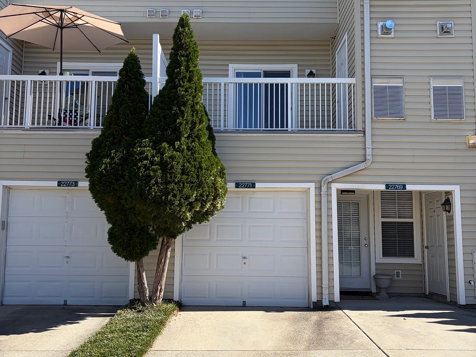 2 bed, 2.5 bath, 1320 sqft, $2,650 — Photo 3