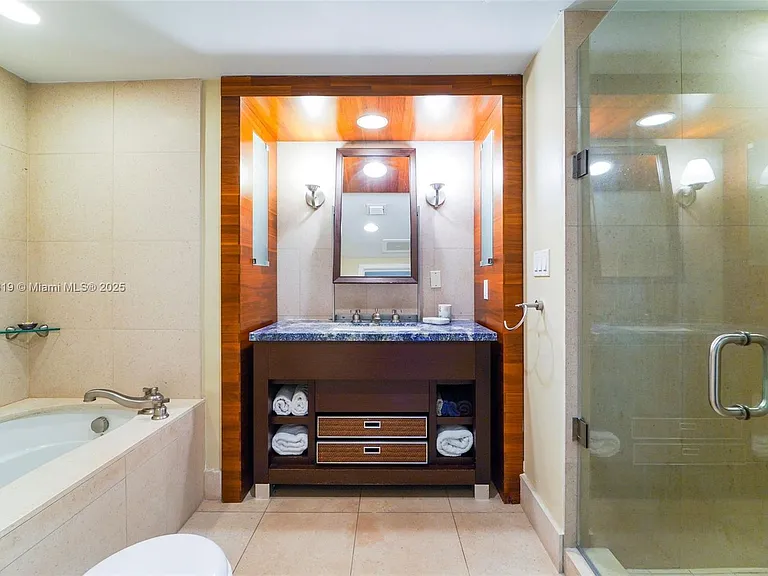 6801 Collins Ave #1214-DOOR1203 — Photo 13