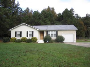 101 Trailwood Dr, Dudley, NC 28333