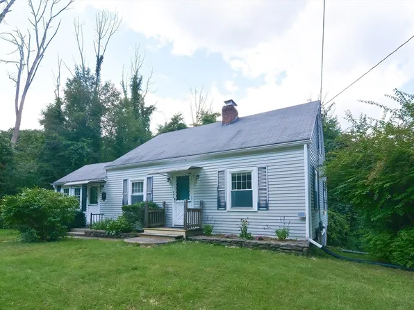 242 Breakneck Rd, Southbridge, MA 01550