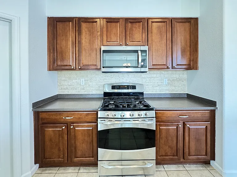 426 Paseo Roja Pl NE — Photo 5