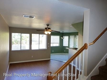 1st image of 1508 Parkfield Cir