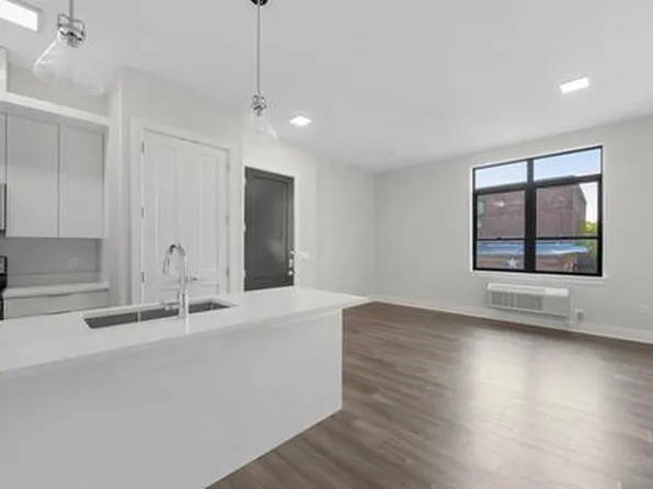 121 34th Street image 49 of 213