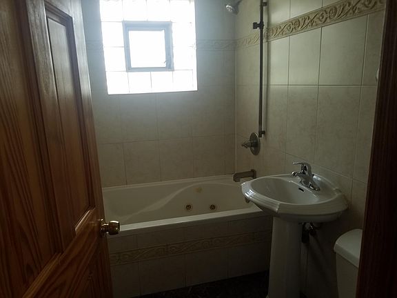 5th image of 3806 Ruby St APT 3