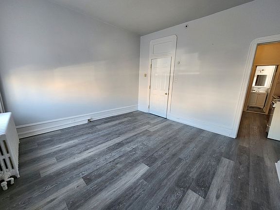 4th image of 1306 W Allegheny Ave Floor 2