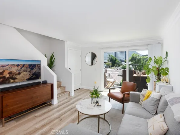 355 N Maple St APT 203, Burbank, CA 91505