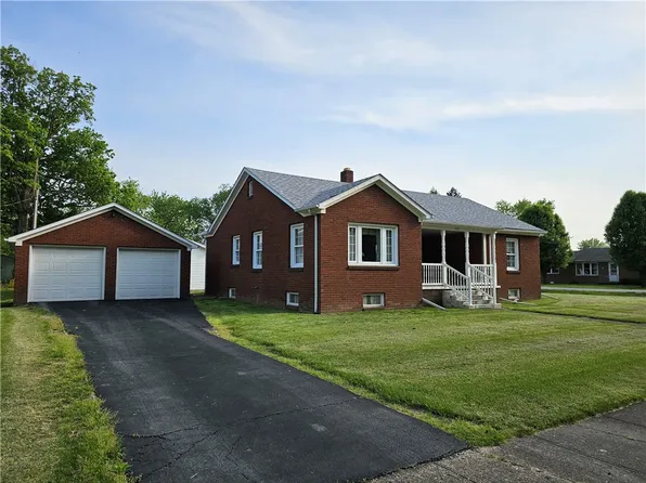 401 E Cincinnati St, Greenup, IL 62428