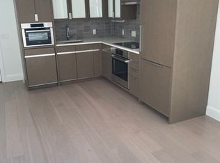 100 Lovejoy Wharf UNIT 11L, Boston, MA 02114