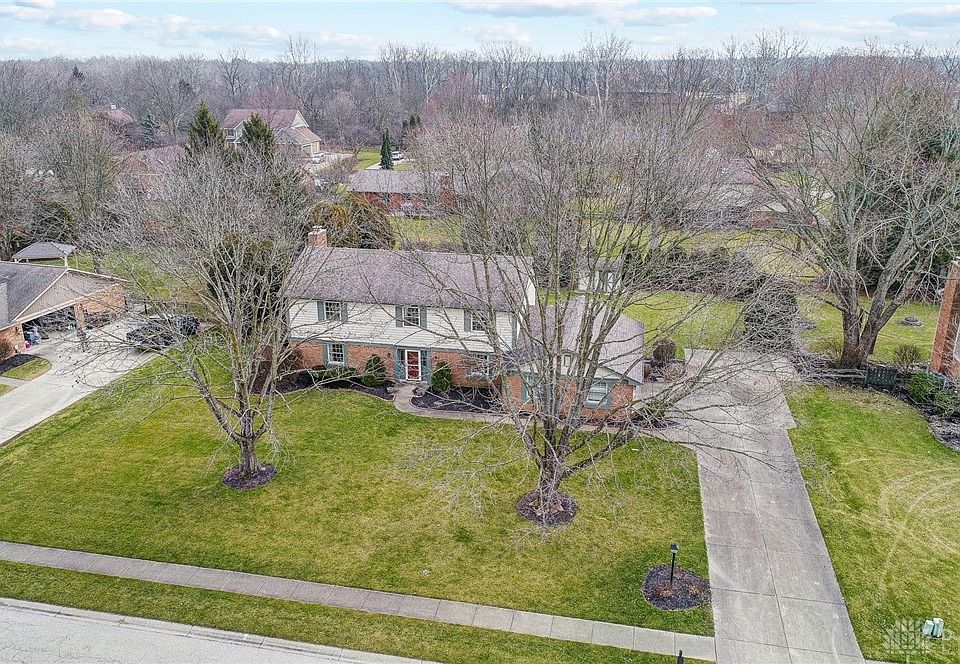 1st image of 9470 Meadow Woods Ln
