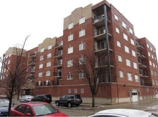 3303 S Grove Ave #409, Berwyn, IL 60402