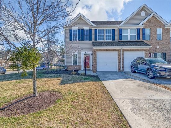 105 Alanna Ct, Yorktown, VA 23690