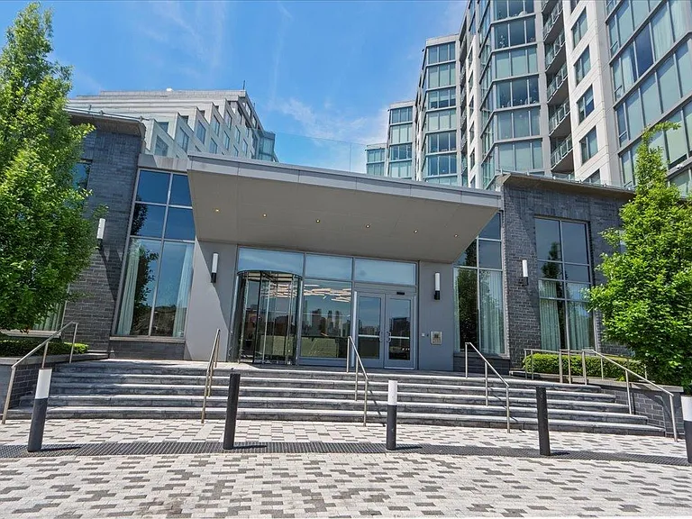9 Avenue At Port Imperial #921 — Photo 35