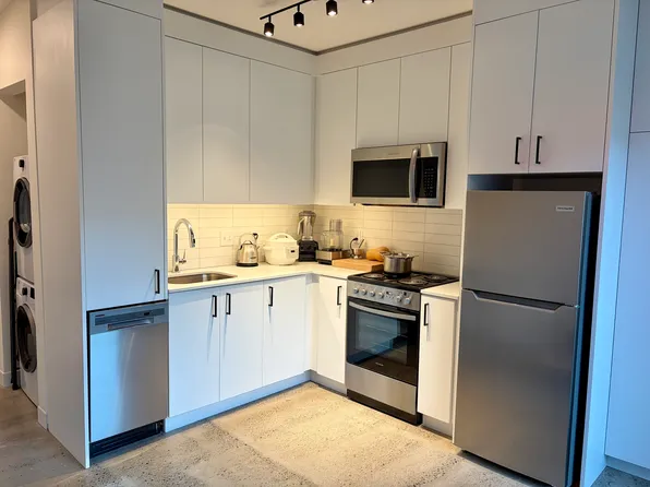 1401 NW 19th Ave #218, Portland, OR 97209