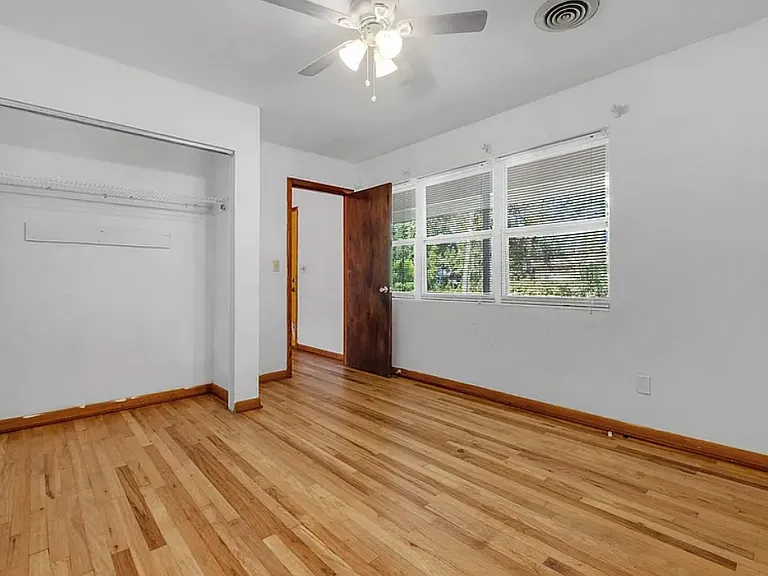 123 Columbia Dr #A — Photo 3