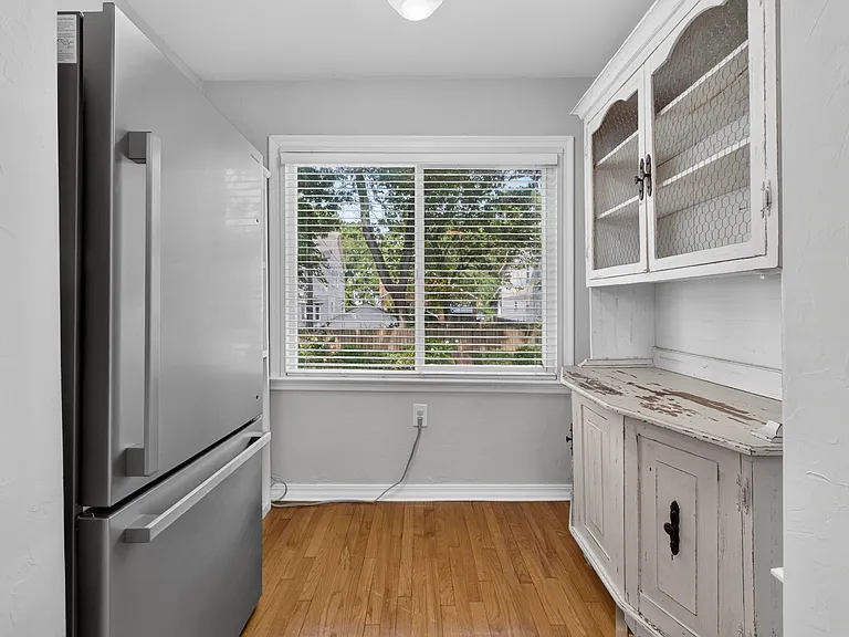 109 Handlan Ct — Photo 4