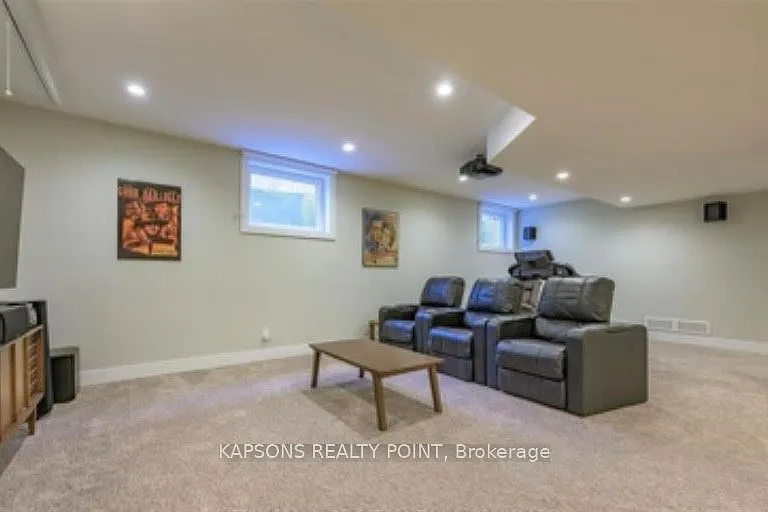 2368 Red Thorne Ave — Photo 21