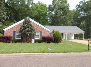 328 Katherine Dr, Grenada, MS 38901