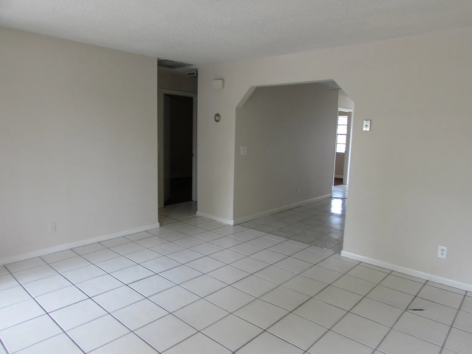 2 bed, $1,750 — Photo 4