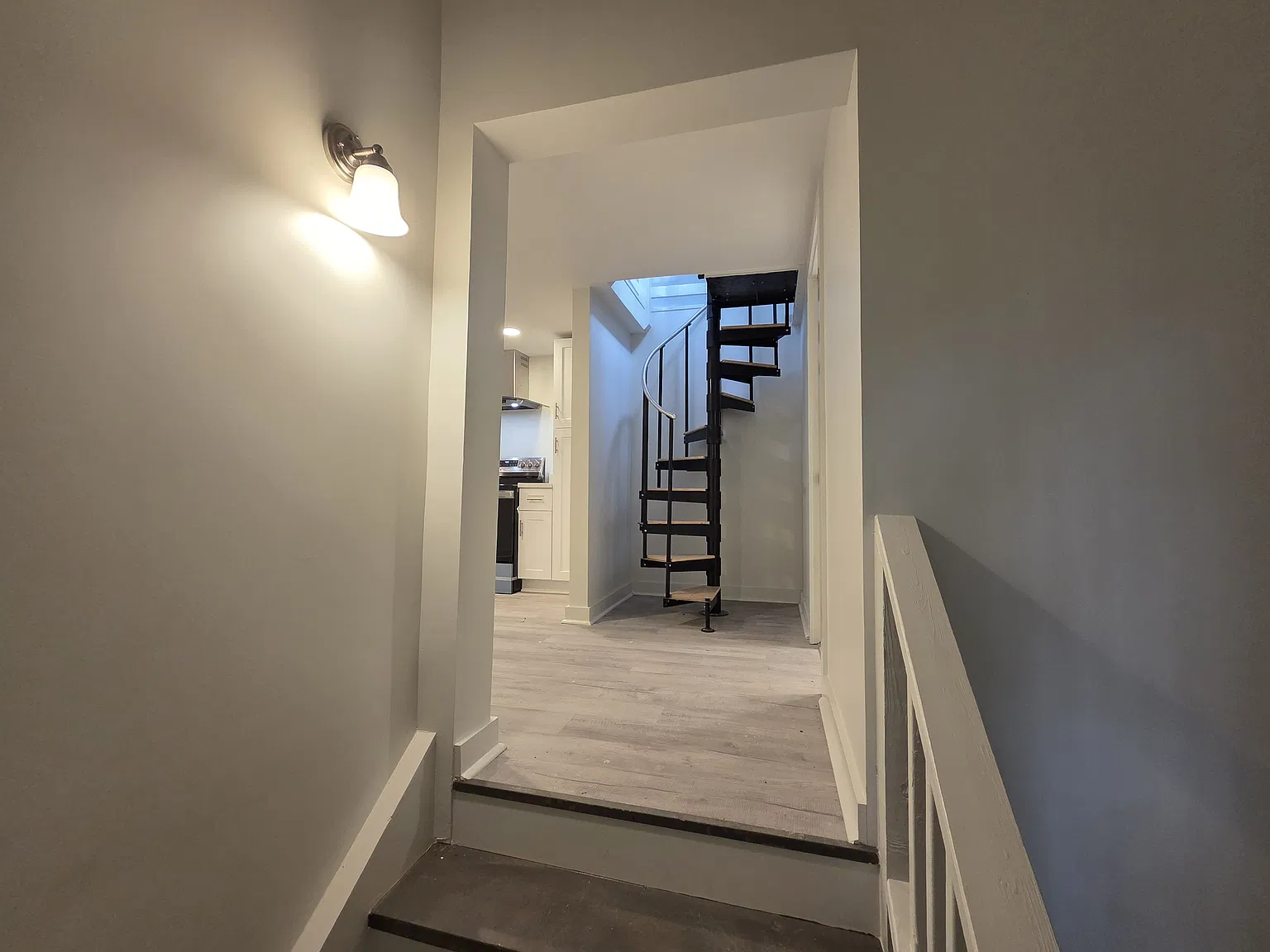 2 bed, 1.5 bath, 850 sqft, $1,400 — Photo 4