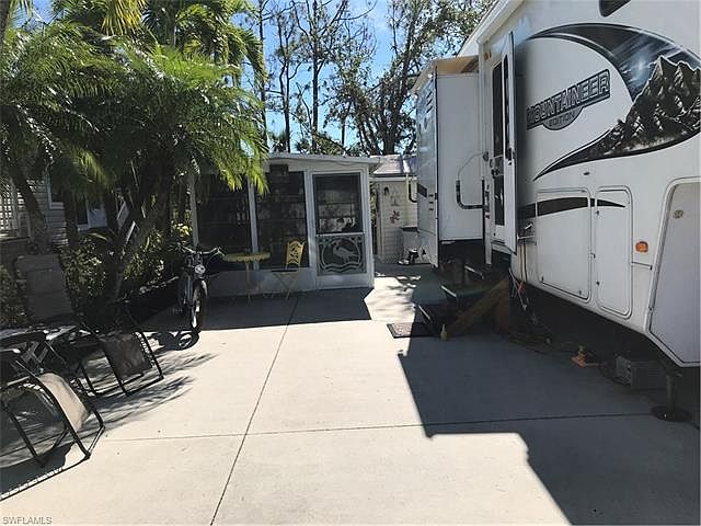1st image of 1578 Diamond Lake Cir