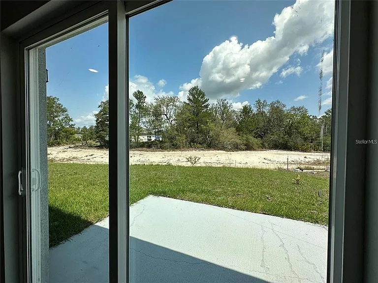 149 Maple Dr — Photo 10