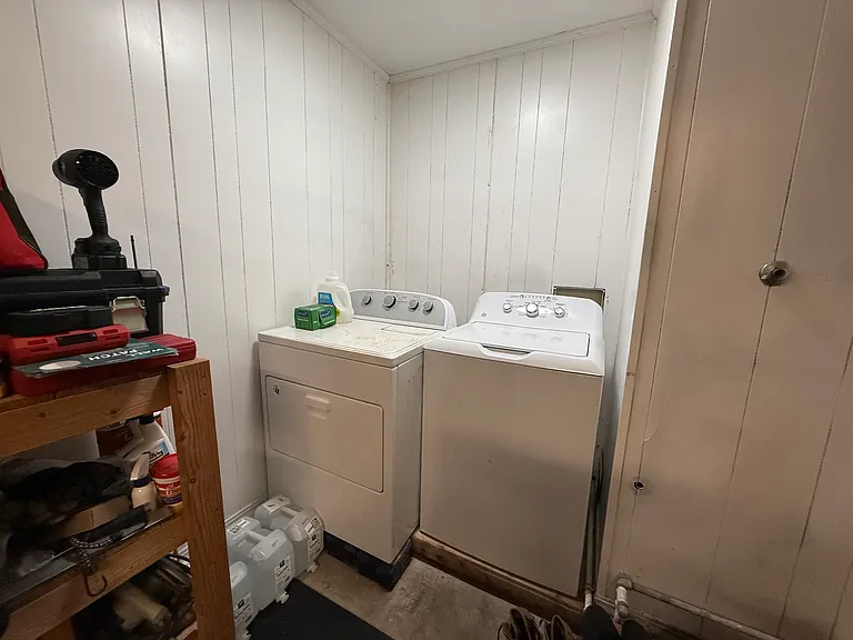 203 Alonzo Ct — Photo 15