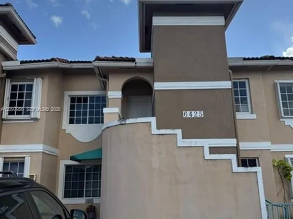 6425 SW 130th Pl APT 704, Miami, FL 33183