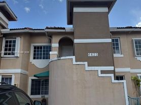 6425 SW 130th Pl, Miami, FL