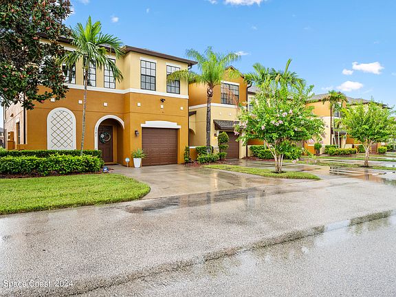 5th image of 1340 Lara Cir Unit 102