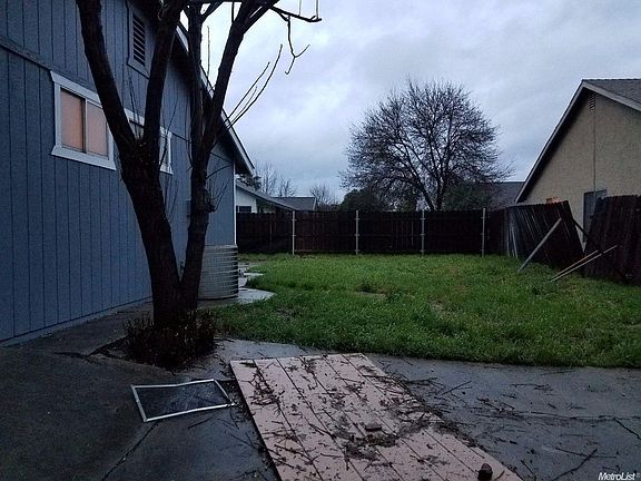 3rd image of 8229 Union Creek Way