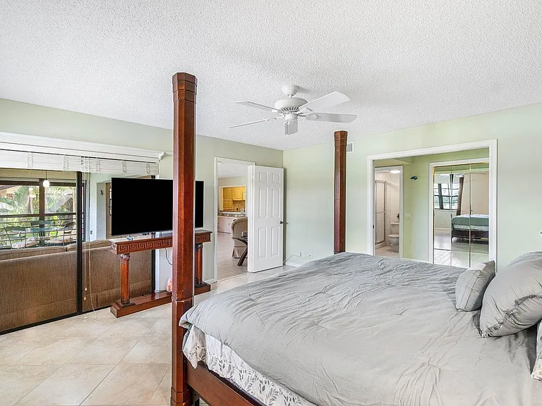 6446 Aspen Glen Cir #6446 — Photo 21