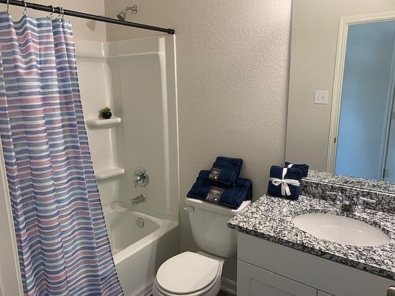 4th image of 106 Bering Dr