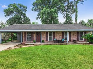 407 Hollywood Ln, Sulphur, LA 70663