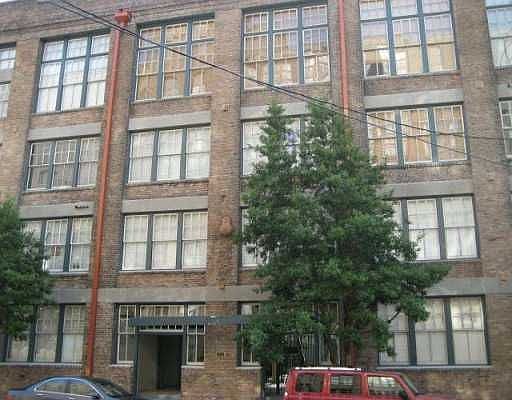1st image of 1111 S Peters St APT 411