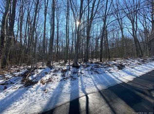 140 Mountain Rd, Hamden, CT 06514