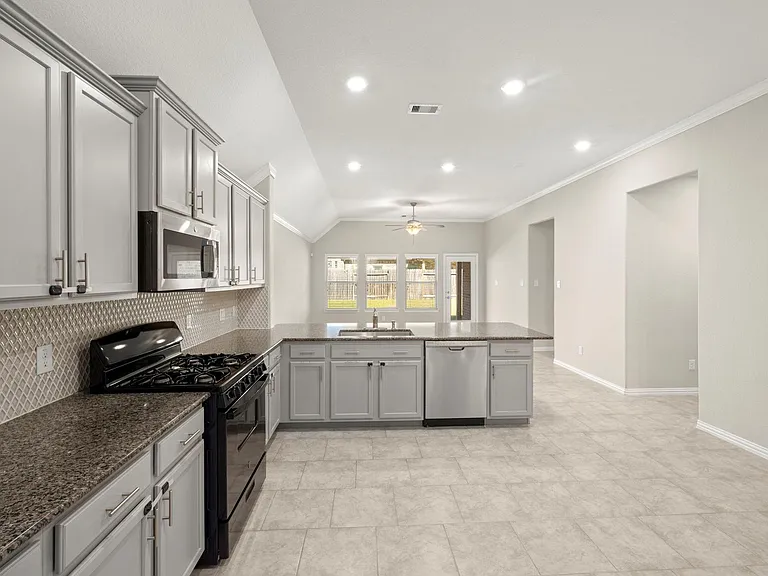 2939 Twin Cove Ct — Photo 9