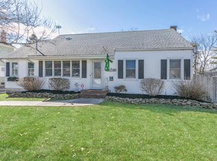 627 6th St, East Northport, NY 11731