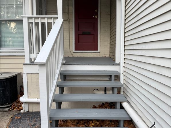 3641 Saint Lawrence Ave FLOOR 2