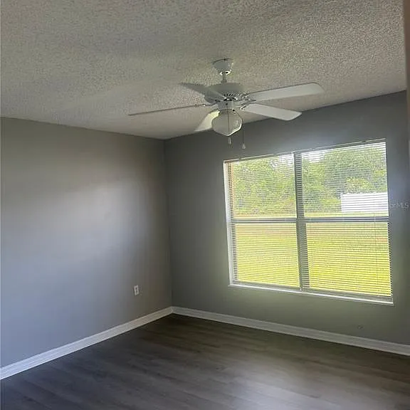 627 Bittern Ct #B — Photo 13