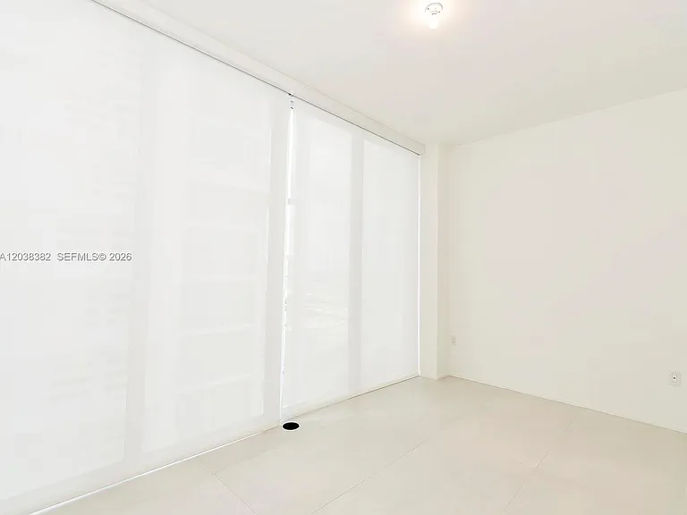 1000 Biscayne Blvd #2002 — Photo 42