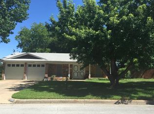 6233 Sandra Dr, Fort Worth, TX 76133