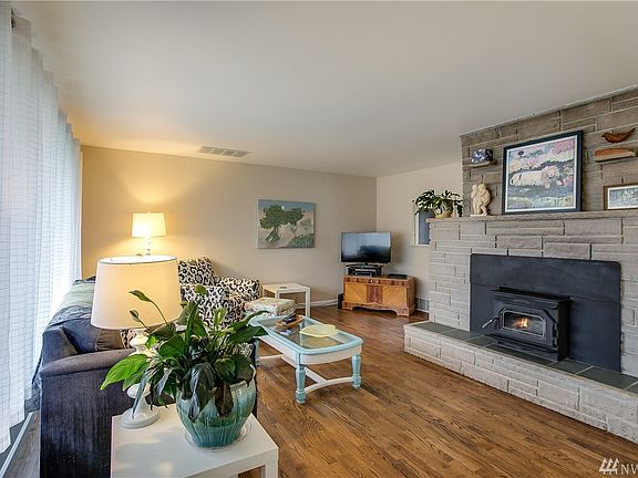 5th image of 1449 Lafromboise St