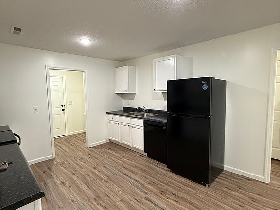 4th image of 1403 Green Ave SE #B