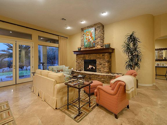 4th image of 668 W Bright Canyon Dr