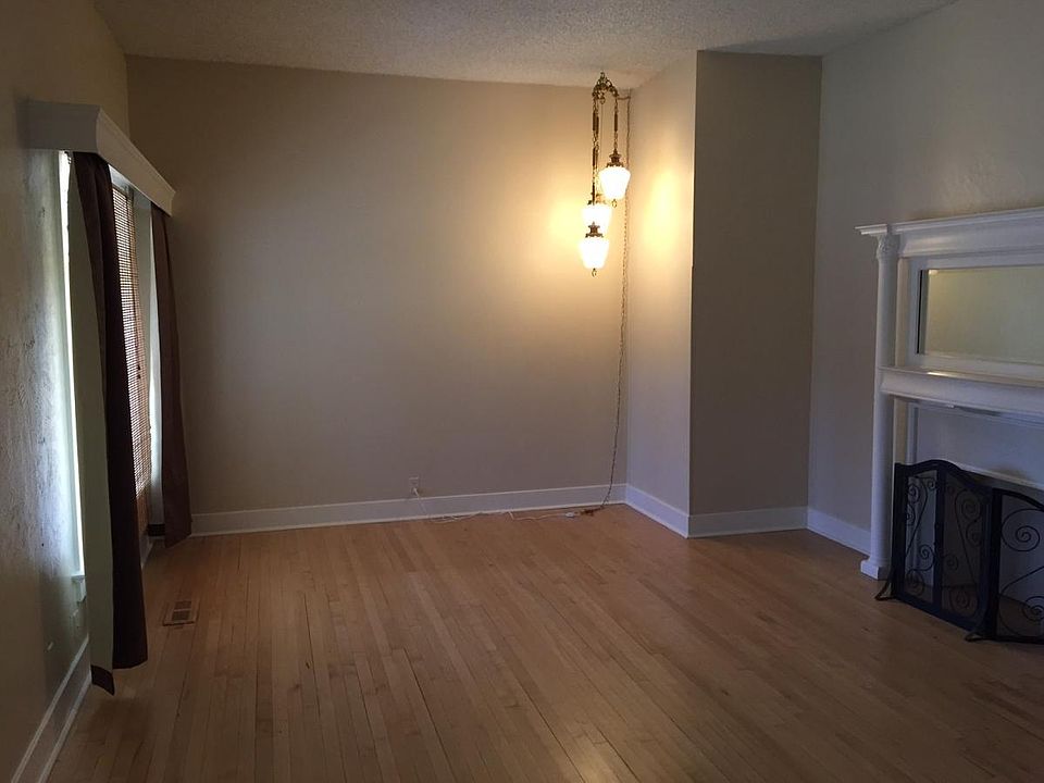 3 bedroom or Family room
